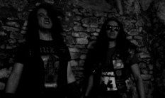 AU CHAMP DES MORTS join forces with Debemur Morti Productions